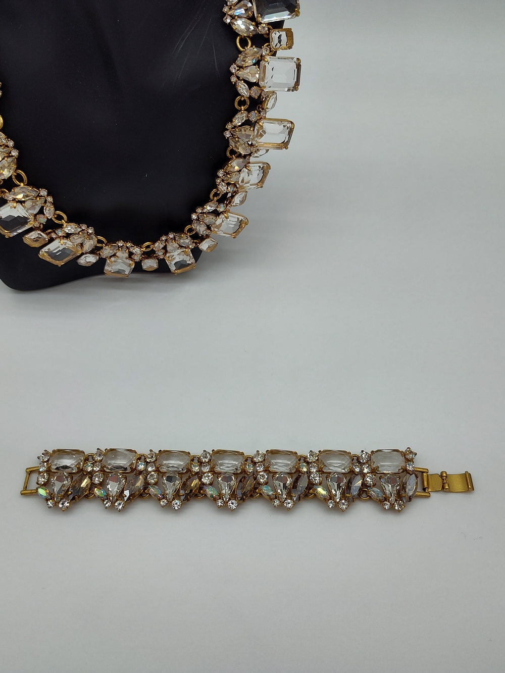 J CREW Crystal Statement Necklace Bracelet Set Gold Rhinestone Collar EUC - Picture 13 of 15